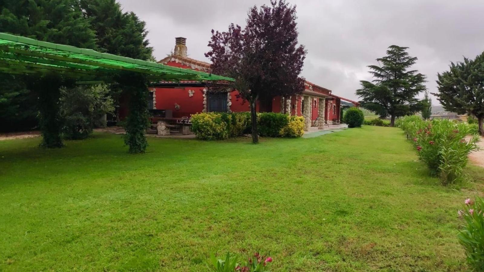 Finca Entrevinedos De Bodegas Marcos Peñafiel Eksteriør billede